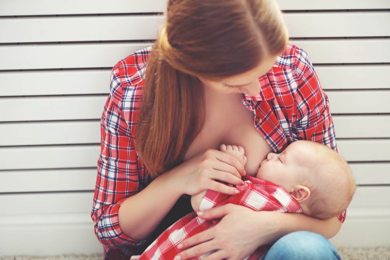5 dicas de amamentação para mãe e bebê