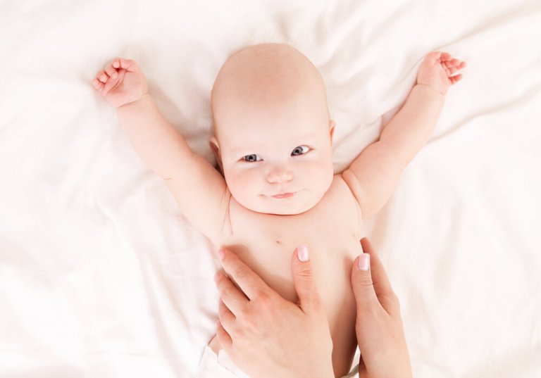 Massagem shantala: descubra os benefícios para o seu bebê