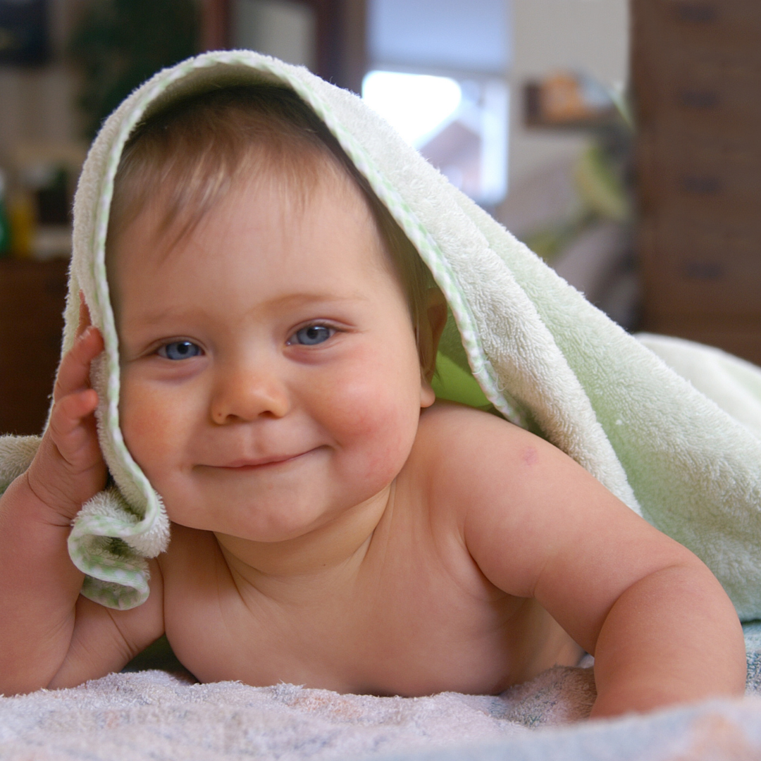Design sem nome 1 - Saiba como escolher a toalha de banho ideal para seu bebê