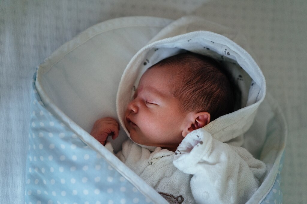 Como vestir o bebê para dormir: conheça as melhores técnicas!