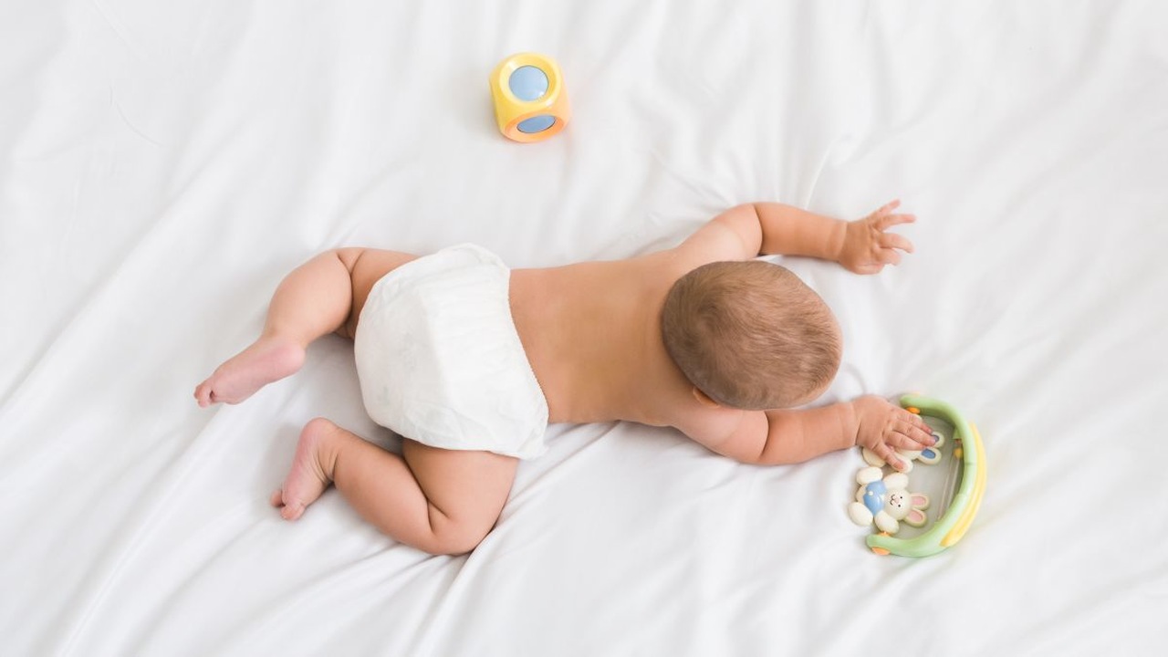 alimentos que causam colica no bebe - Cólica de bebê: Causas, sintomas, como identificar e aliviar