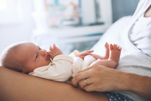 o que o recem nascido precisa sao roupinhas confortaveis 500x334 - O que um recém nascido precisa: checklist com itens e dicas