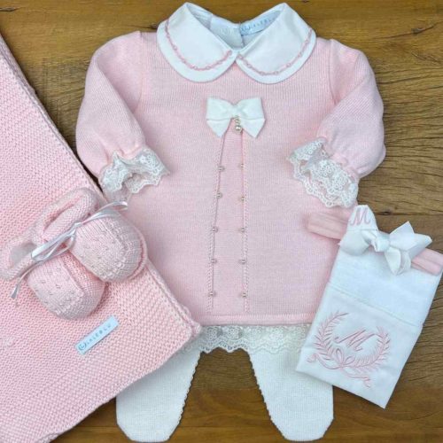 roupas fofas de bebe vestido e calca 500x500 - Roupas fofas para bebê: look de menina com vestido e calça