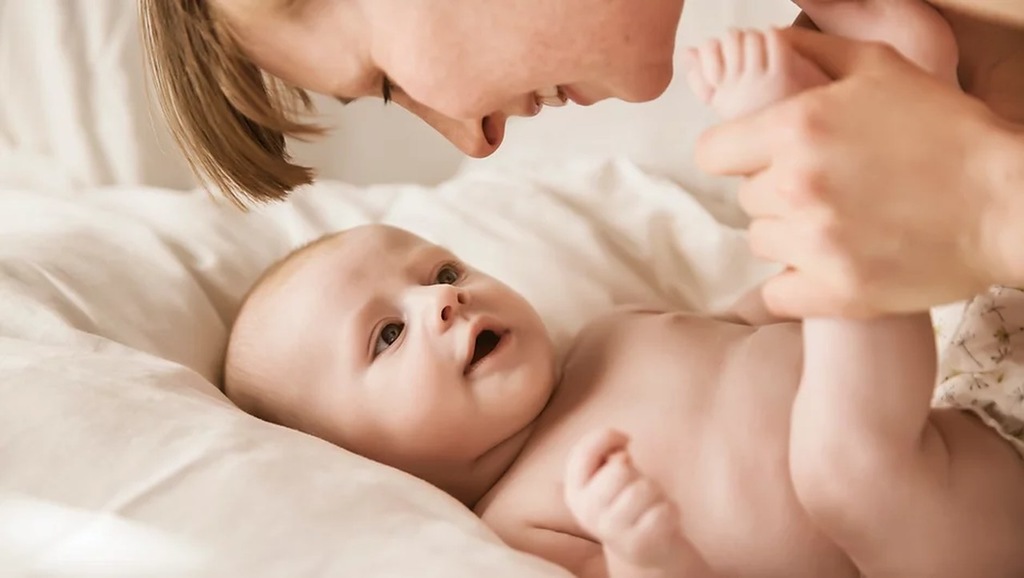 massagem para bebe - Massagem em bebê: como fazer as 10 técnicas mais populares