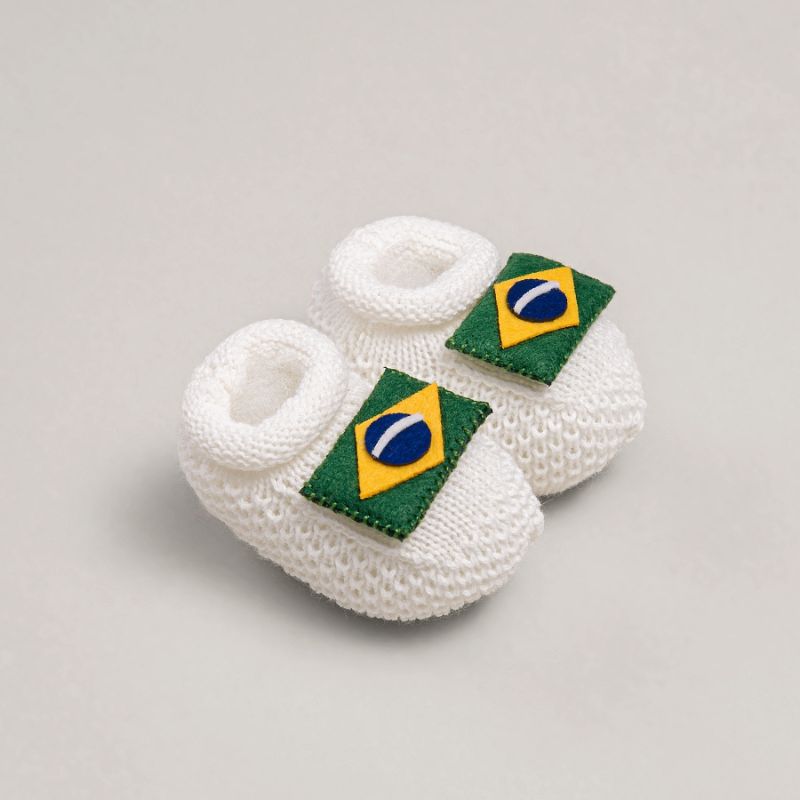 Sapatinho de bebê Brasil tricot branco Laleblu