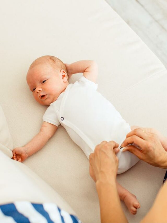 Dicas para vestir seu bebê de 2 meses em cada estação do ano
